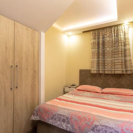Madison - Square Sava Bed & Breakfast Belgrade Exterior photo