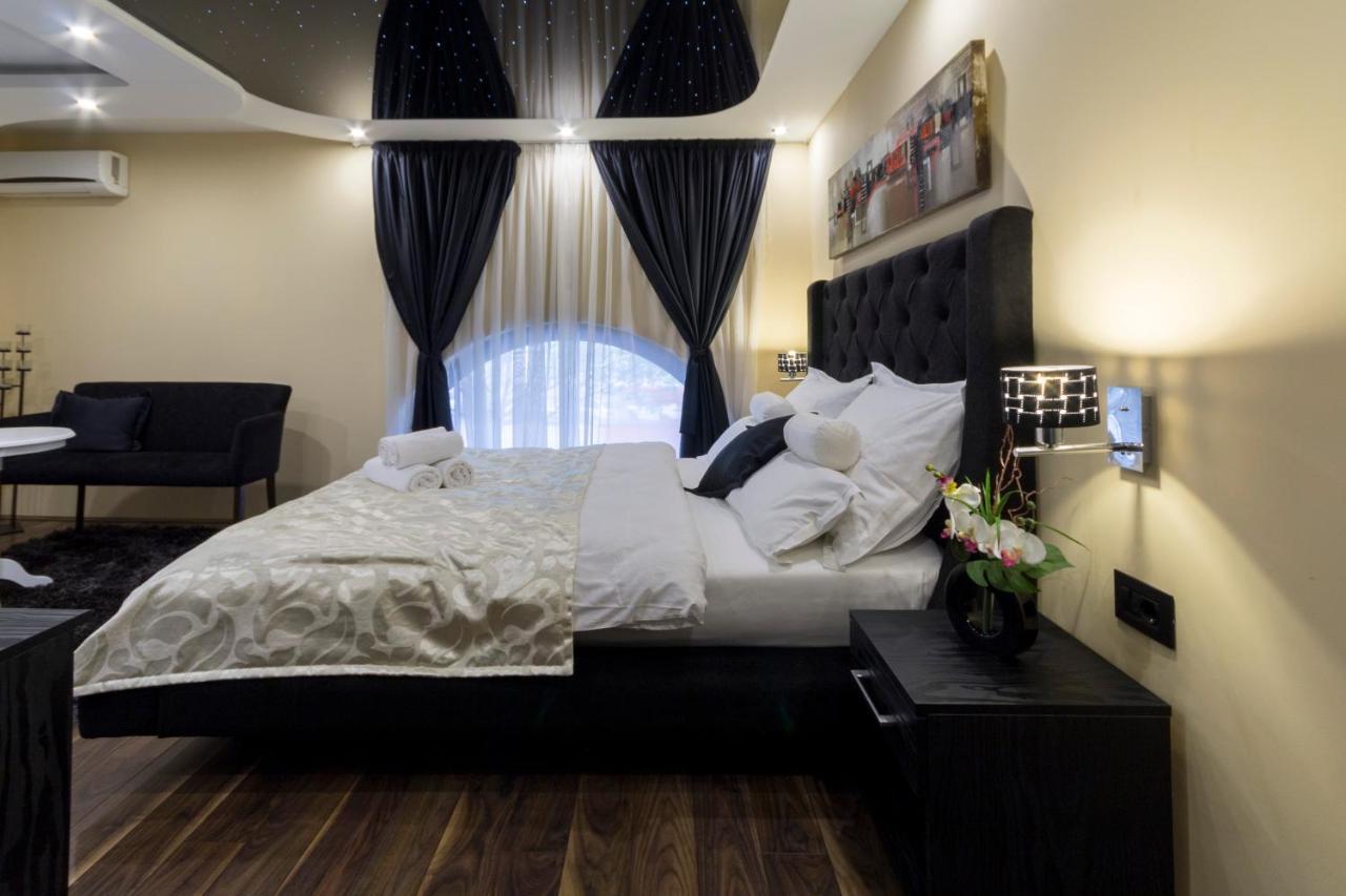 Madison - Square Sava Bed & Breakfast Belgrade Exterior photo