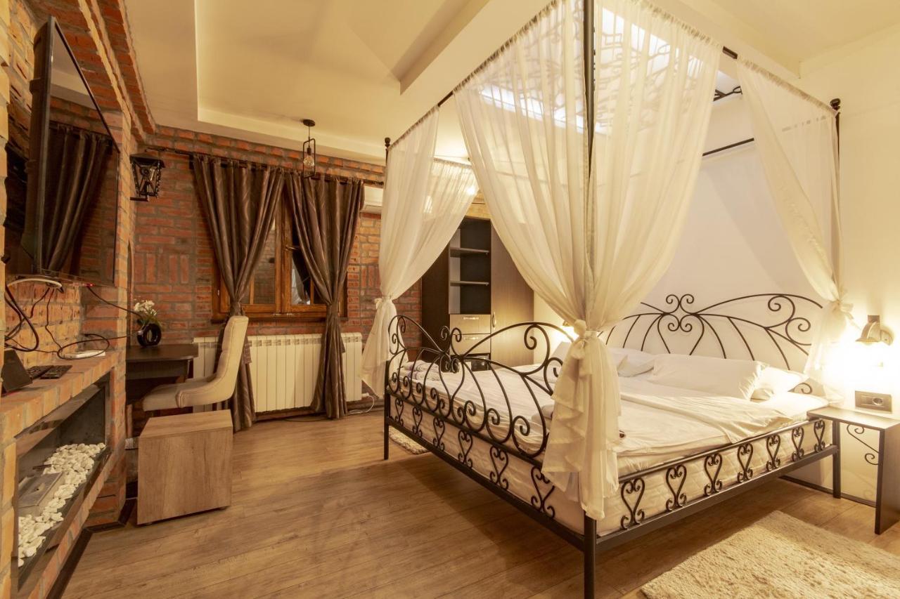 Madison - Square Sava Bed & Breakfast Belgrade Exterior photo