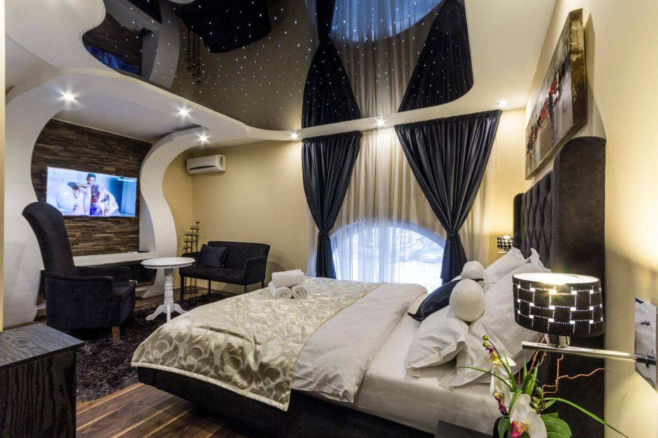 Madison - Square Sava Bed & Breakfast Belgrade Exterior photo