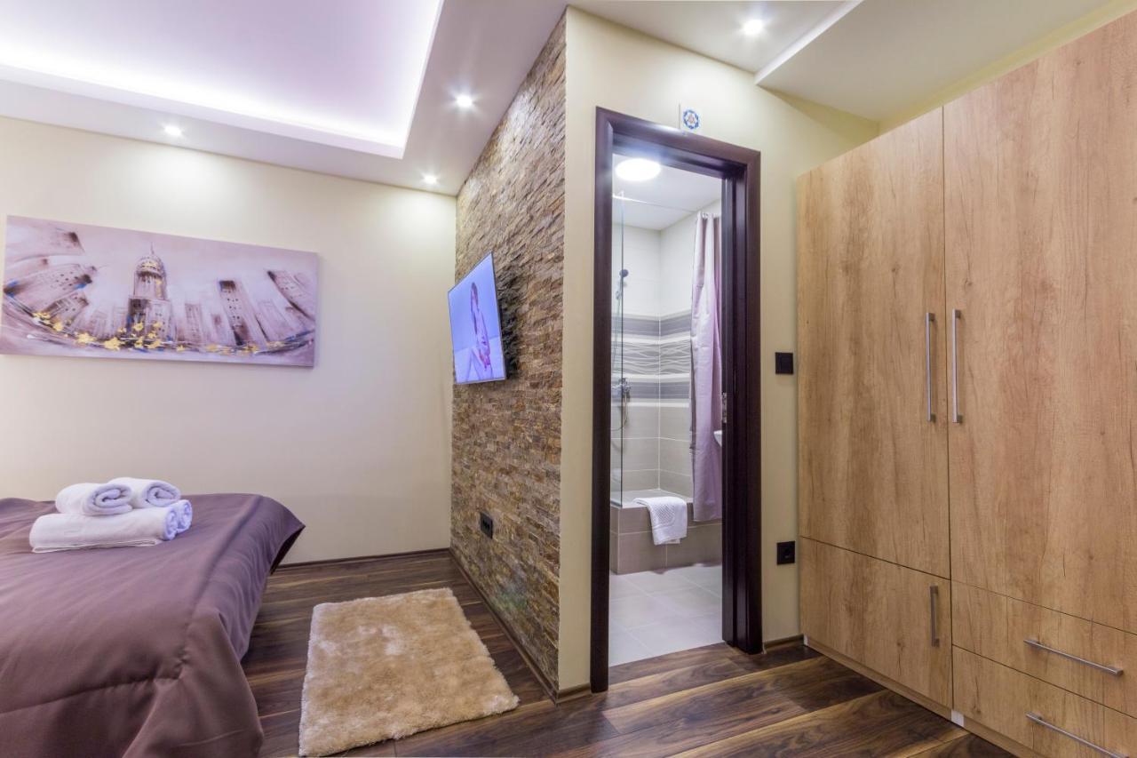 Madison - Square Sava Bed & Breakfast Belgrade Exterior photo