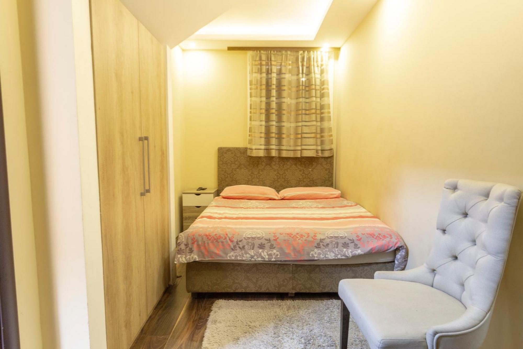 Madison - Square Sava Bed & Breakfast Belgrade Exterior photo